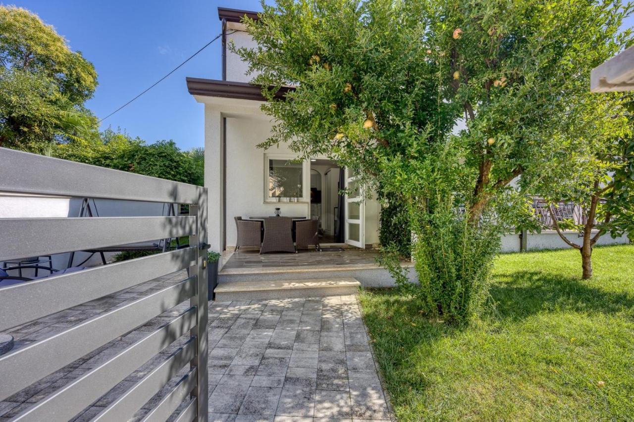 Apartments Claudio Пореч Екстер'єр фото